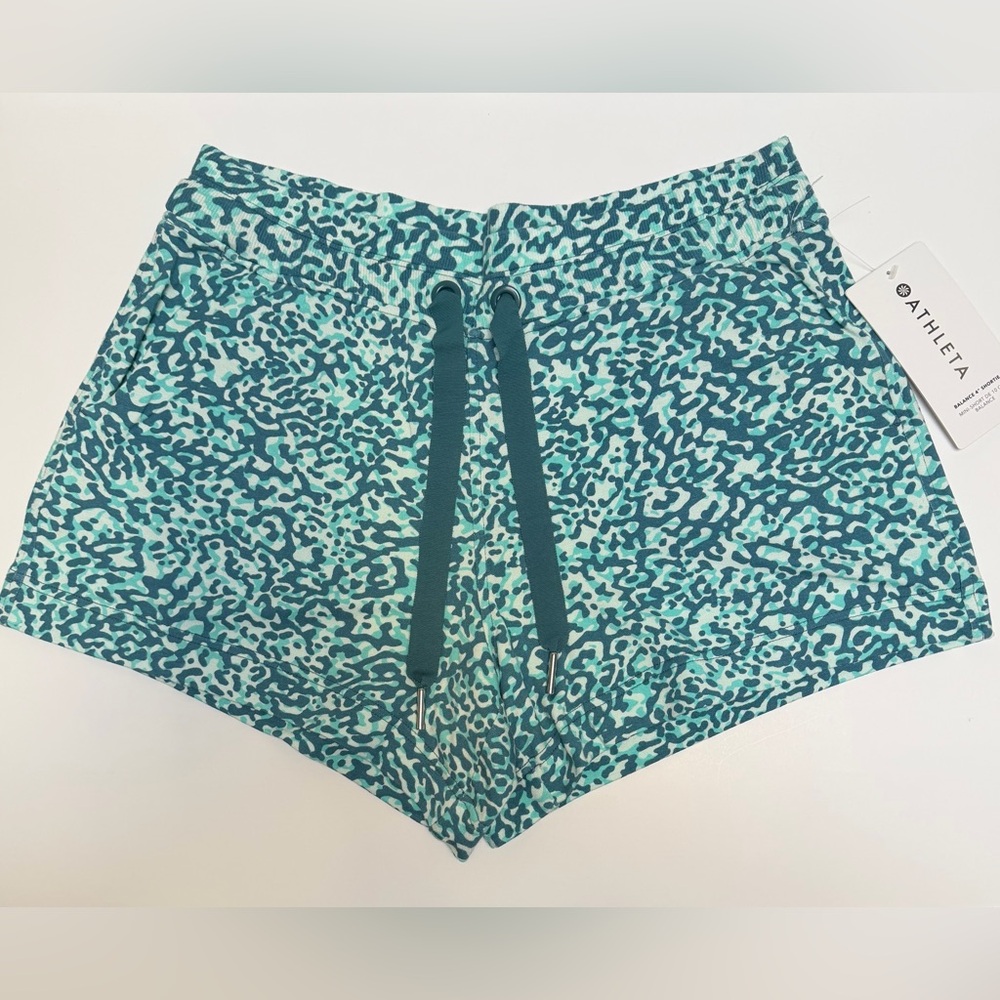 Athleta Shorts NWT